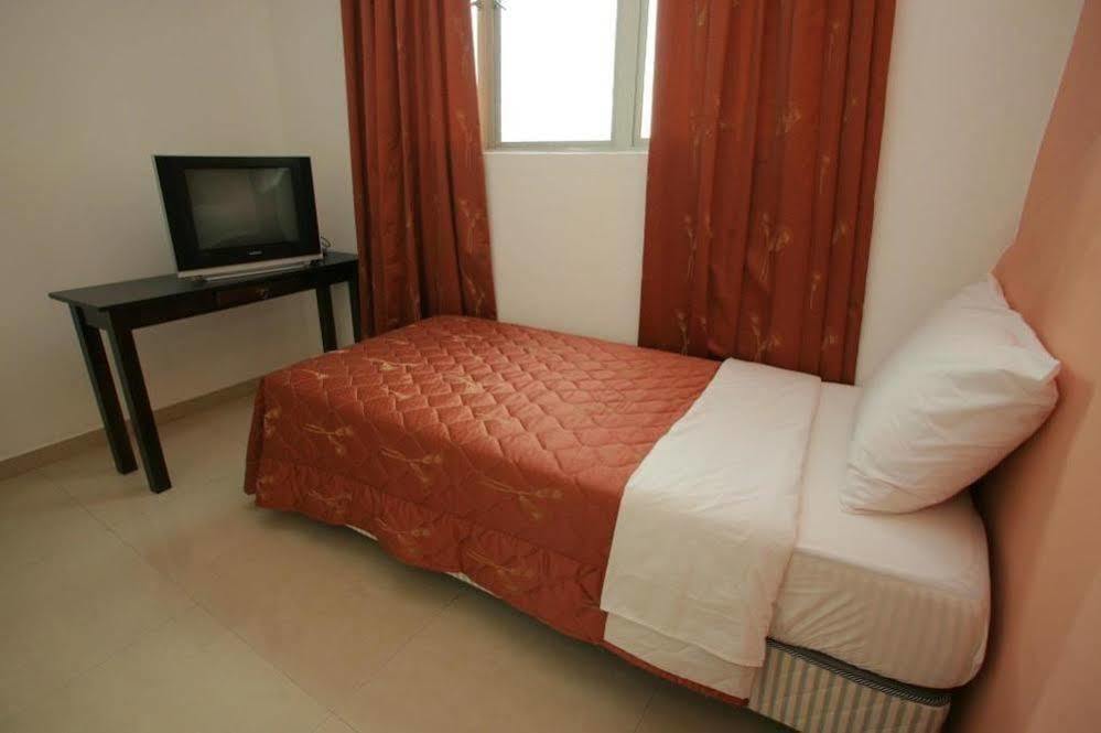 บินตัง การ์เดน โฮเต็ล Hotel กัวลาลัมเปอร์ ภายนอก รูปภาพ
